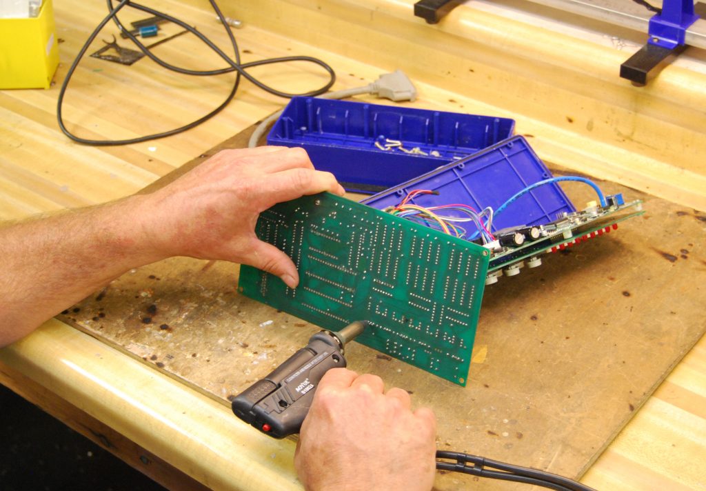 CircuitBoardRepair2 JVR Industries Inc.