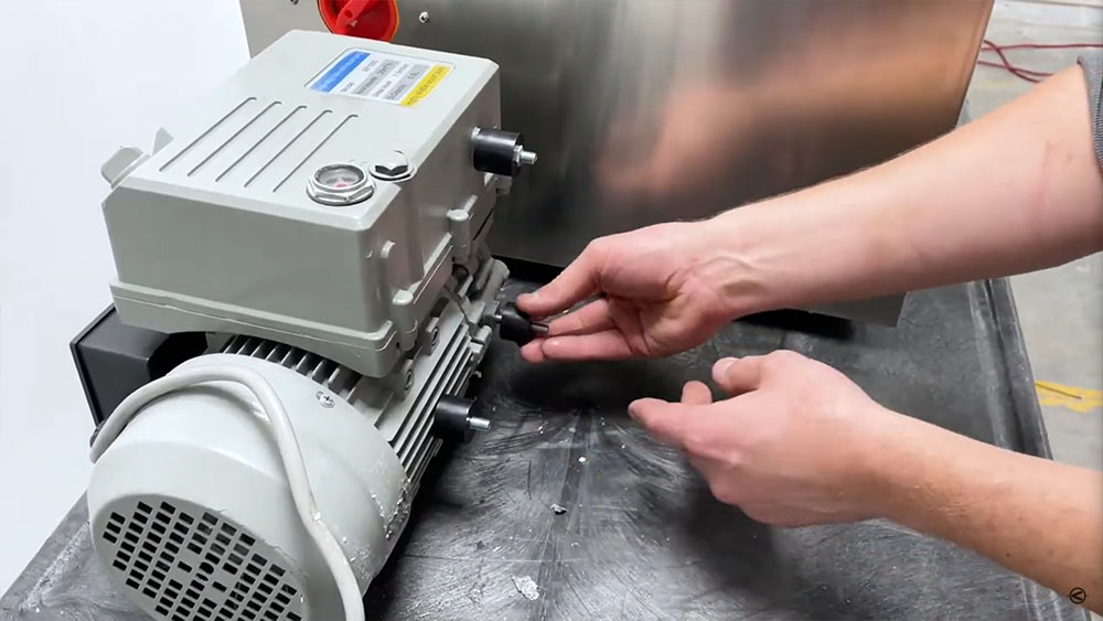 Replace Vacuum Pump Vac310 Pic 6